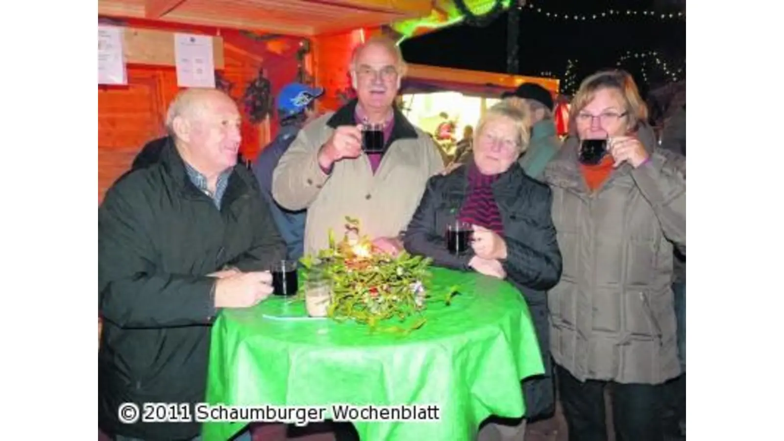 Der erste Glühwein hat gut geschmeckt (Foto: pd)