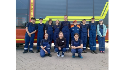 Die Gruppe 1 der Gemeinde Wölpinghausen als Sieger des Samtgemeindewettbewerbes der Jugendfeuerwehren der Samtgemeinde Sachsenhagen. (Foto: privat)