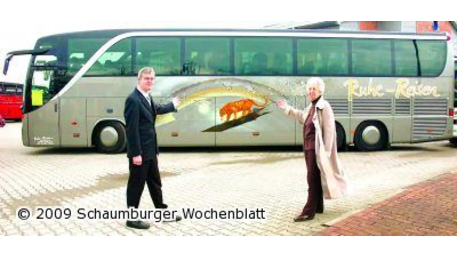 Mit dem neuen Ruhe-Bus reisen ist fast so als wenn man fliegt Neues Flaggschiff des Unternehmens zur Saisoneröffnung in Dienst gestellt (Foto: wtz)