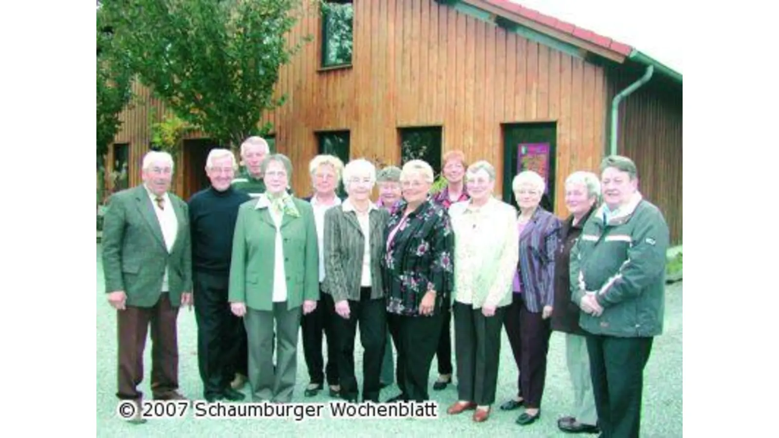 Vor 55 Jahren entlassen aus der Volksschule Lüdersfeld (Foto: red)