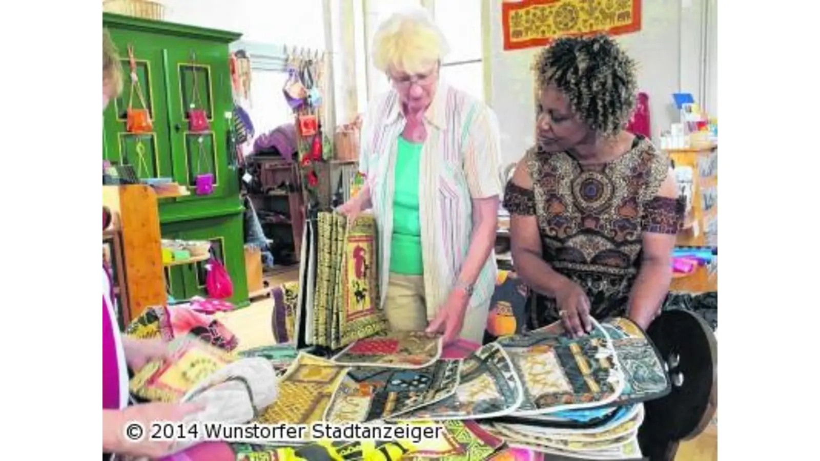 Arbeiten aus Simbabwe in der Klosterstube (Foto: jan)