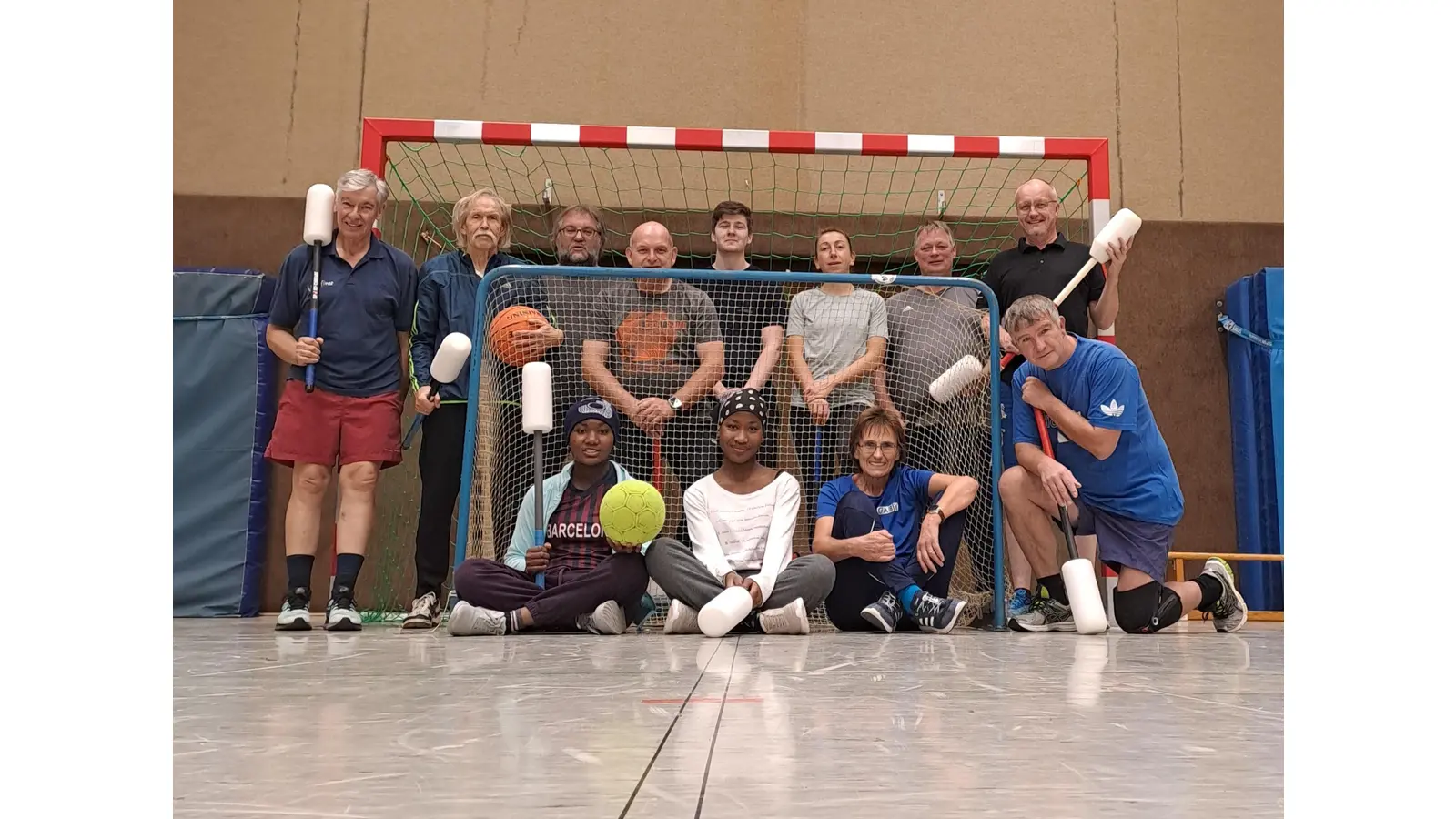 Die Ballsportgruppe sucht noch Mitspieler. (Foto: privat)