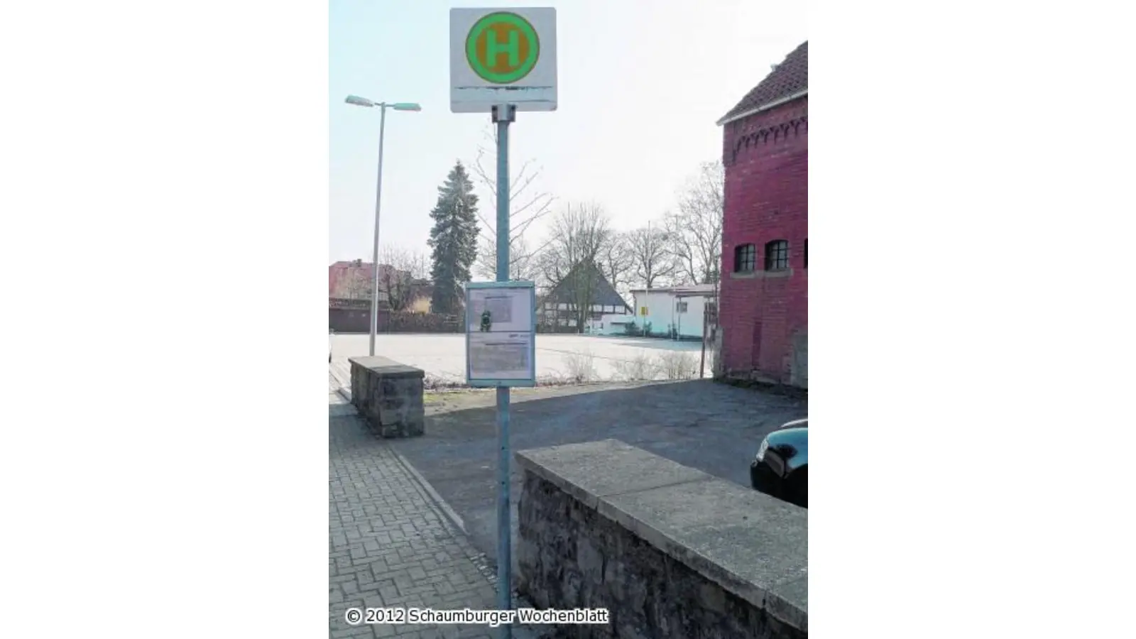 Ein Wartehaus aus Fachwerk (Foto: al)