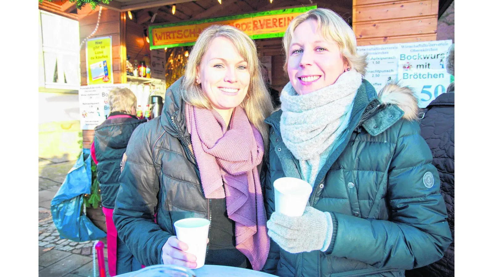 Heiße Tee-Cocktails vom Holzschiff (Foto: wa)