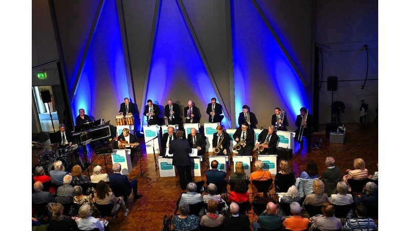 „Walt Kracht &amp; his Orchestra” treten am 14. September in der Wandelhalle auf.  (Foto: privat)