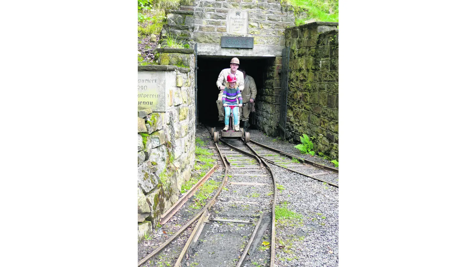 Auch ein Rad rollt über die Gleise (Foto: al)