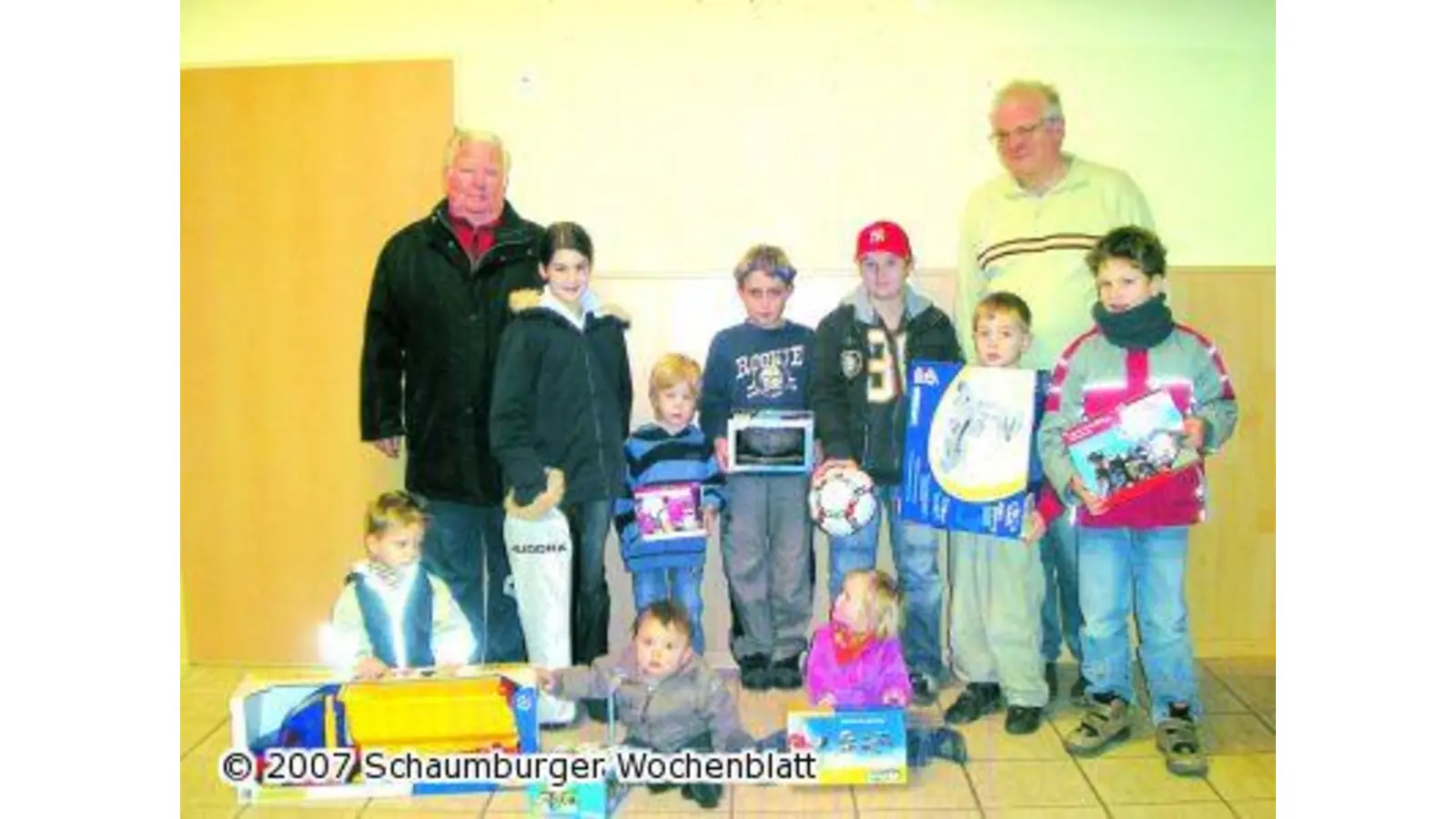 89 Luftballons schweben im Wind (Foto: red)