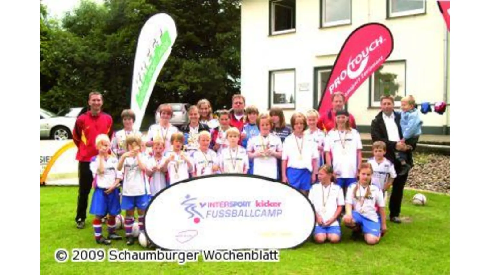 Jugendliche haben ihren Spaß im Fußballcamp (Foto: red)