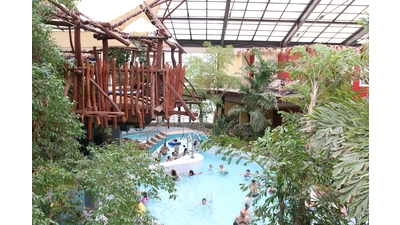 Die CDU-Stadthagen zielt mit einem Antrag darauf ab, Fördergelder für eine Sanierung des Tropicana einzuwerben.  (Foto: bb)