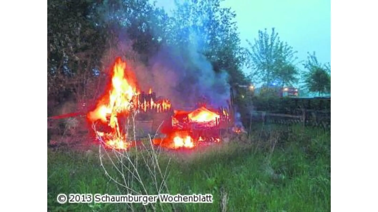Gartenhütte brennt nieder (Foto: ste)