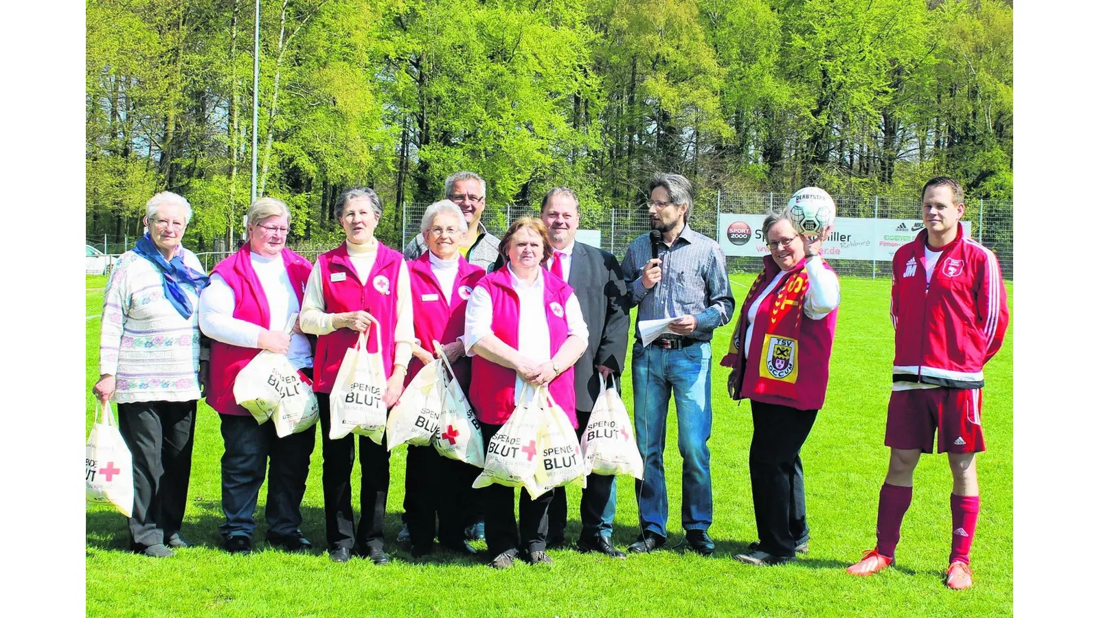 Runde Sache vom DRK Loccum für den TSV (Foto: jan)