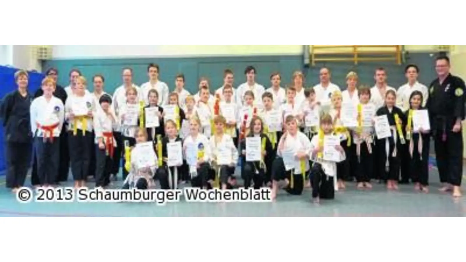 Das Dojo ist brechend voll (Foto: ste)