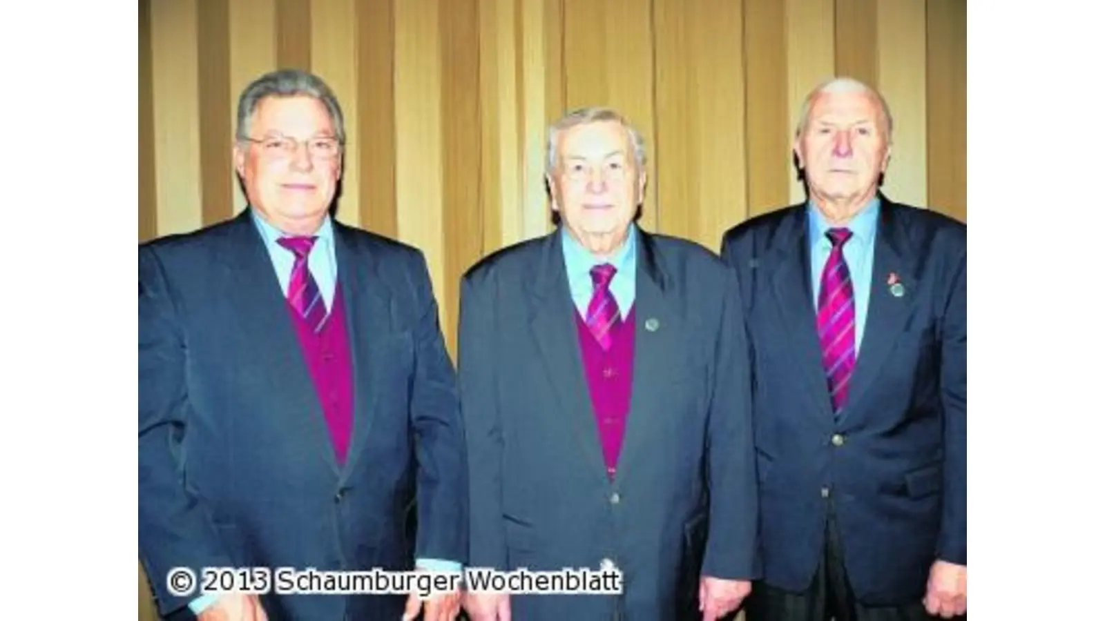 Fleißiges Trio bei Sängern (Foto: al)