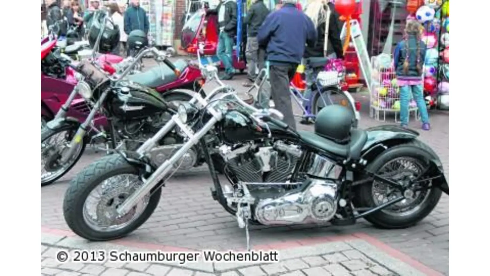 Das Maifest-Programm (Foto: jl)