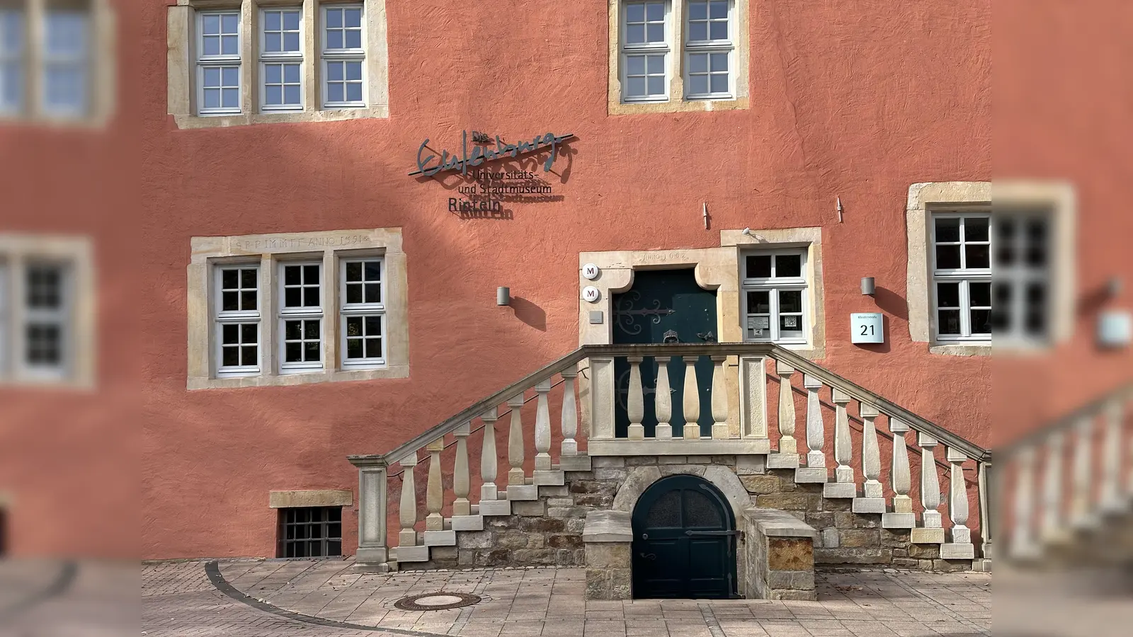 In der „Eulenburg” beginnt jetzt die neue Ausstellung „Rätselhaftes Mittelalter. Neues Altes aus dem Schaumburger Land”.  (Foto: ste)