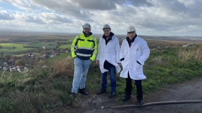 Auf dem Gipfel (v.li.): Stefan Linsinger, Ulrich Troschke, Heinrich Aller. (Foto: privat)