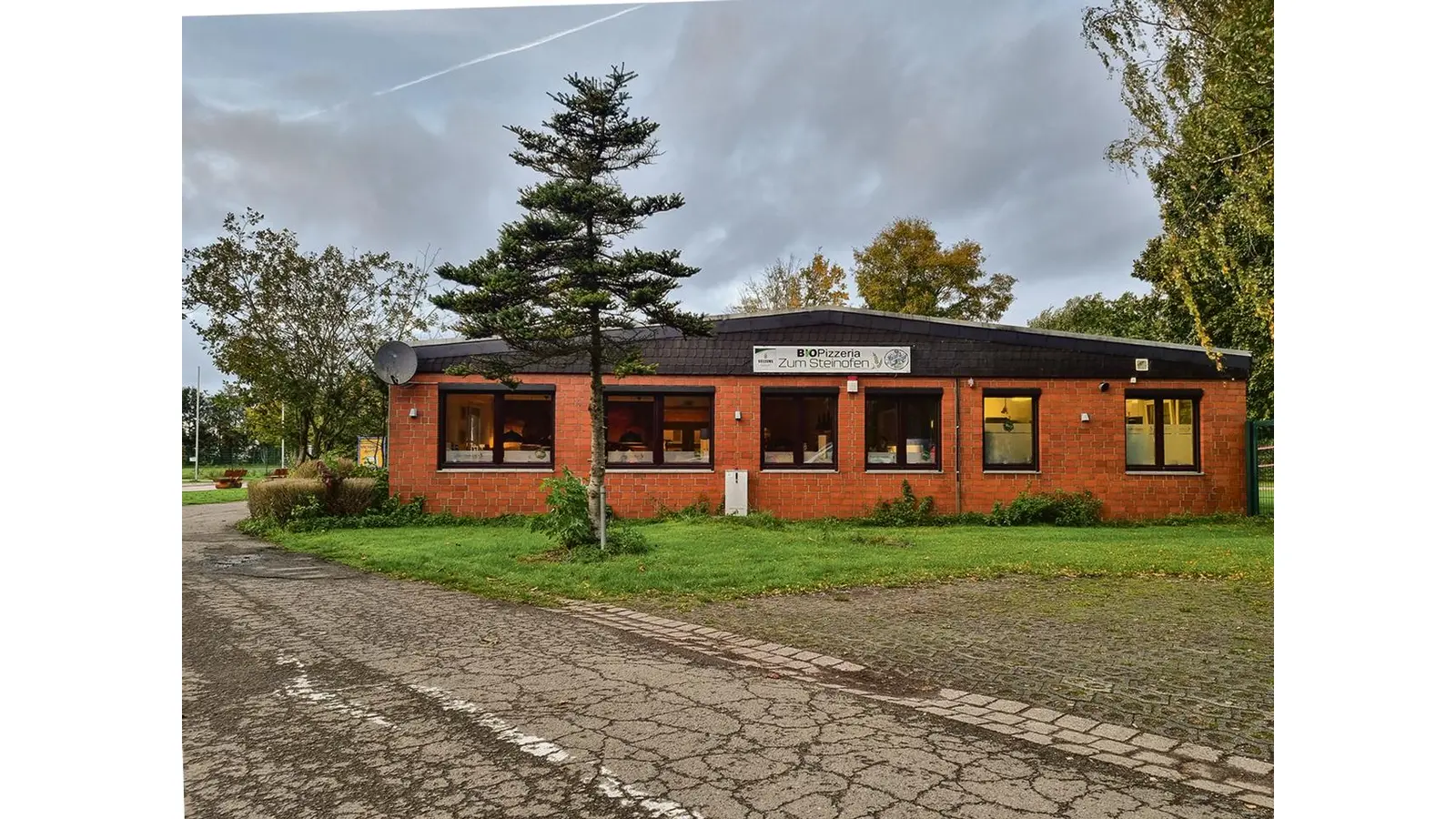 In aller Munde auf Tour – heute im Zum Steinofen in Lauenau (Foto: Christian Kutschera)