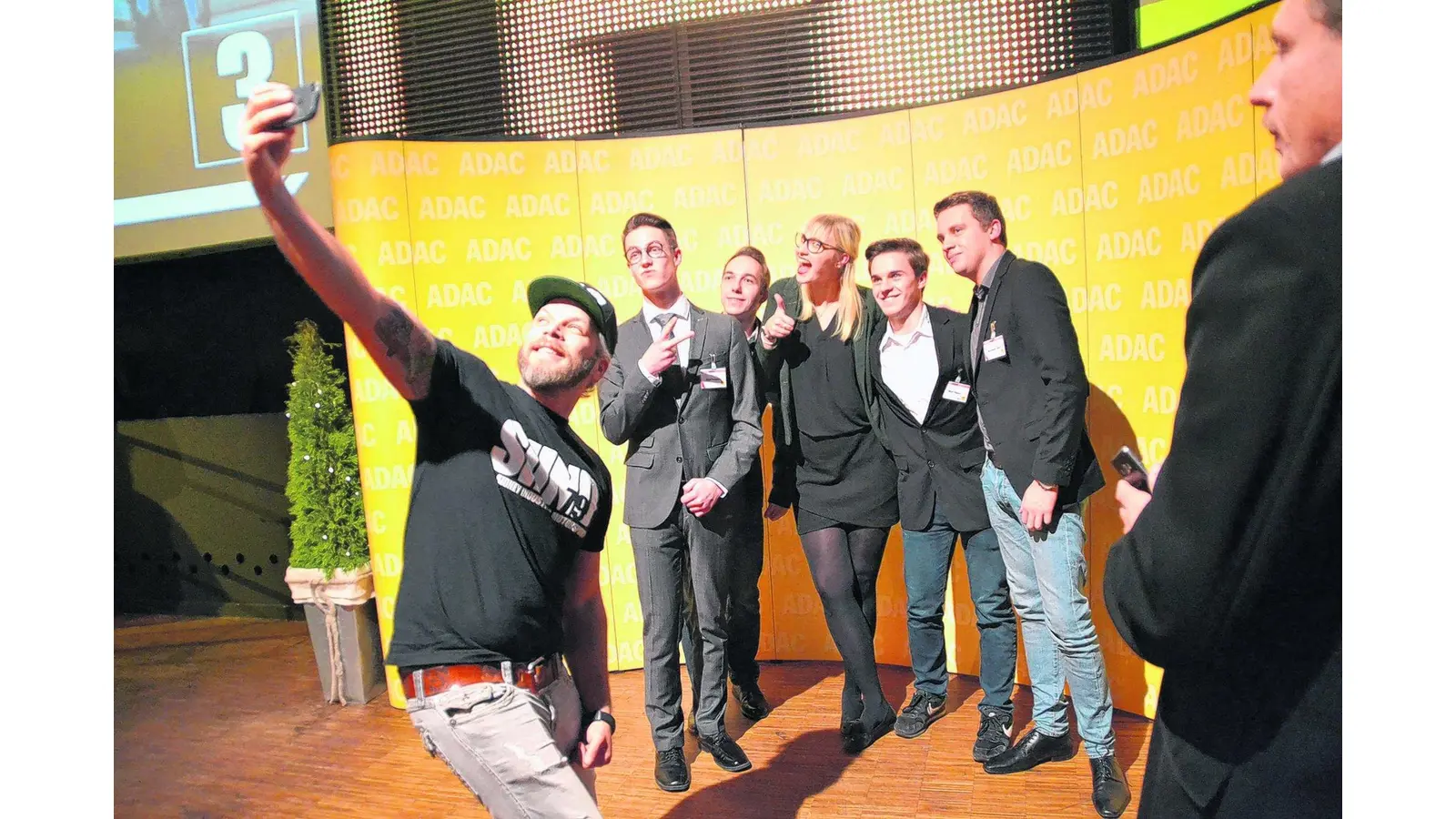 In Hemd und Sakko zur Siegerehrung (Foto: red)