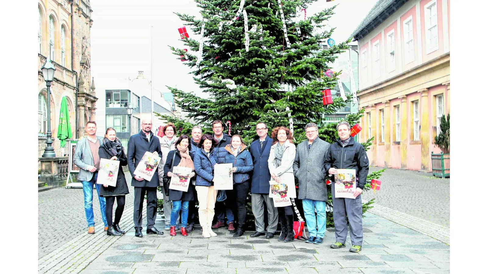 Eisiges Vergnügen auf dem Marktplatz (Foto: nh)