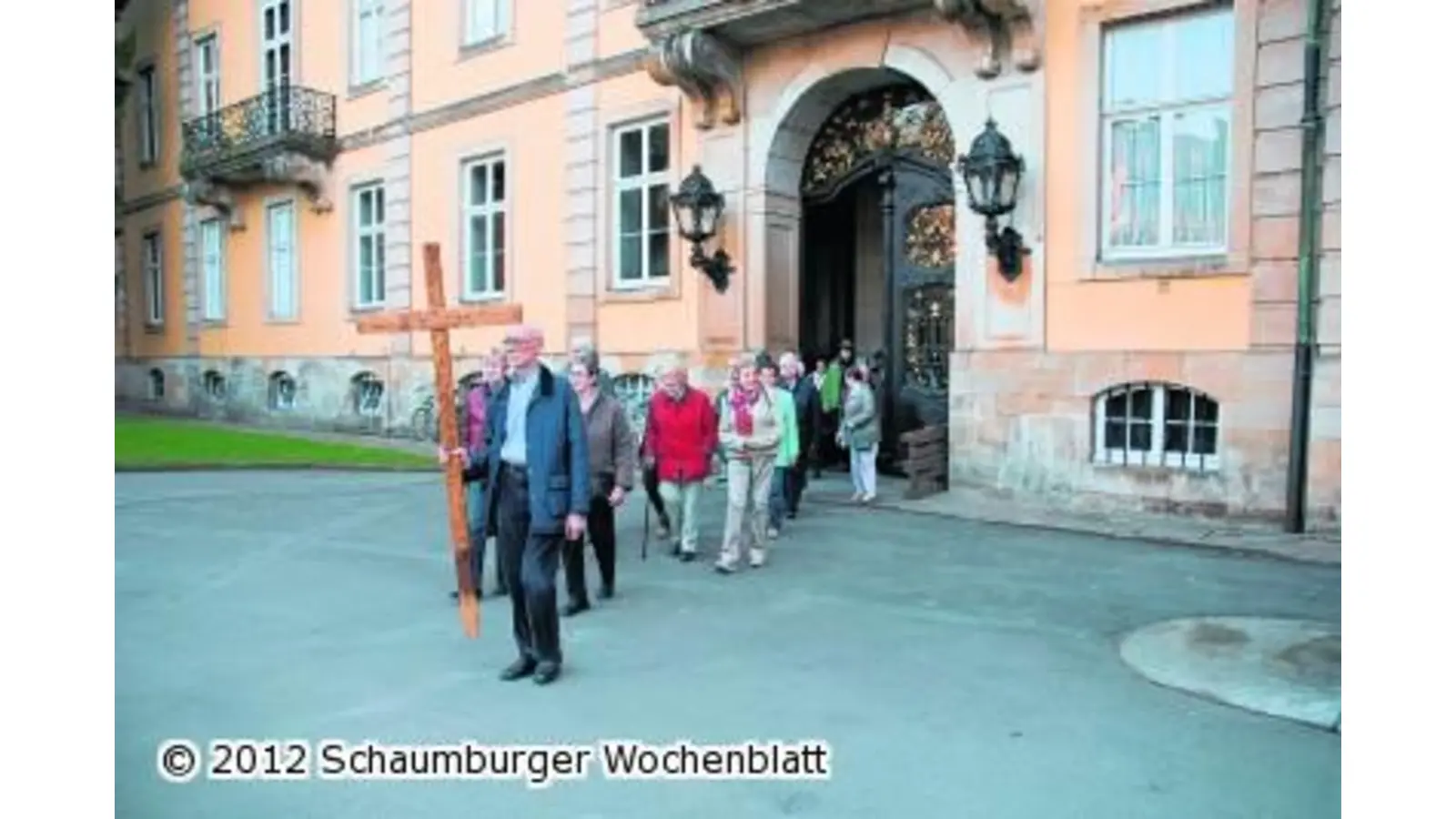 Ökumenischer Kreuzweg führt an Orte des Leidens (Foto: red)