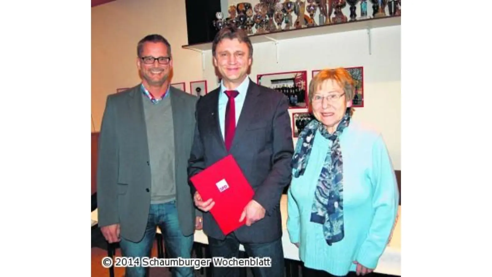 Ehrung für den Vorsitzenden (Foto: red)