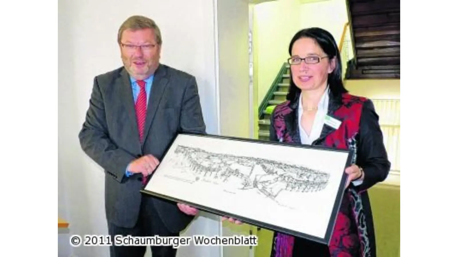Denkmalgeschütztes Gebäude wird von 70 Pfählen und einer Stahlplatte getragen (Foto: km)