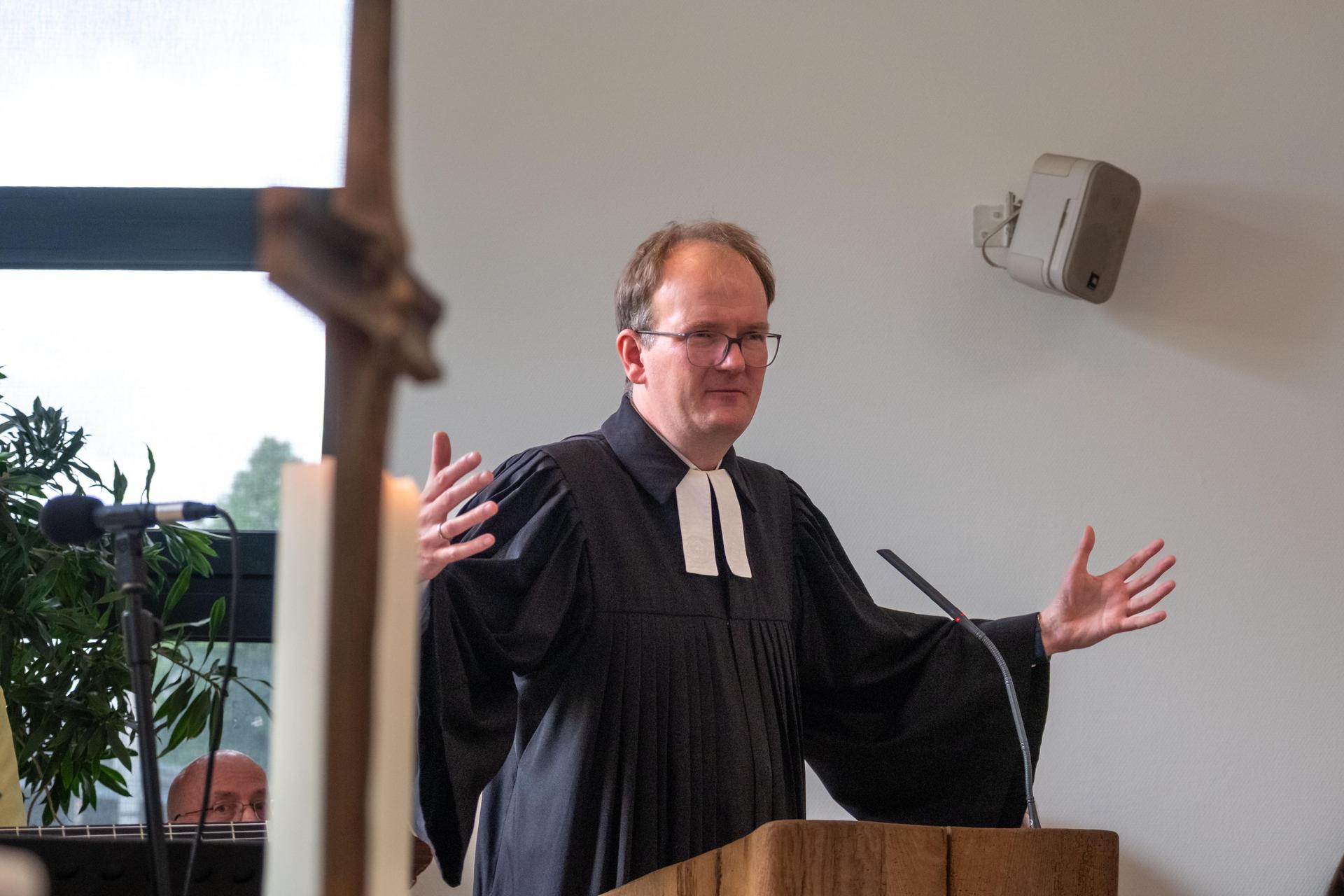 Feierlichkeiten zu 50 Jahre Gemeinde St. Johannes: Superintendent Rainer Müller-Jödicke. (Foto: privat)