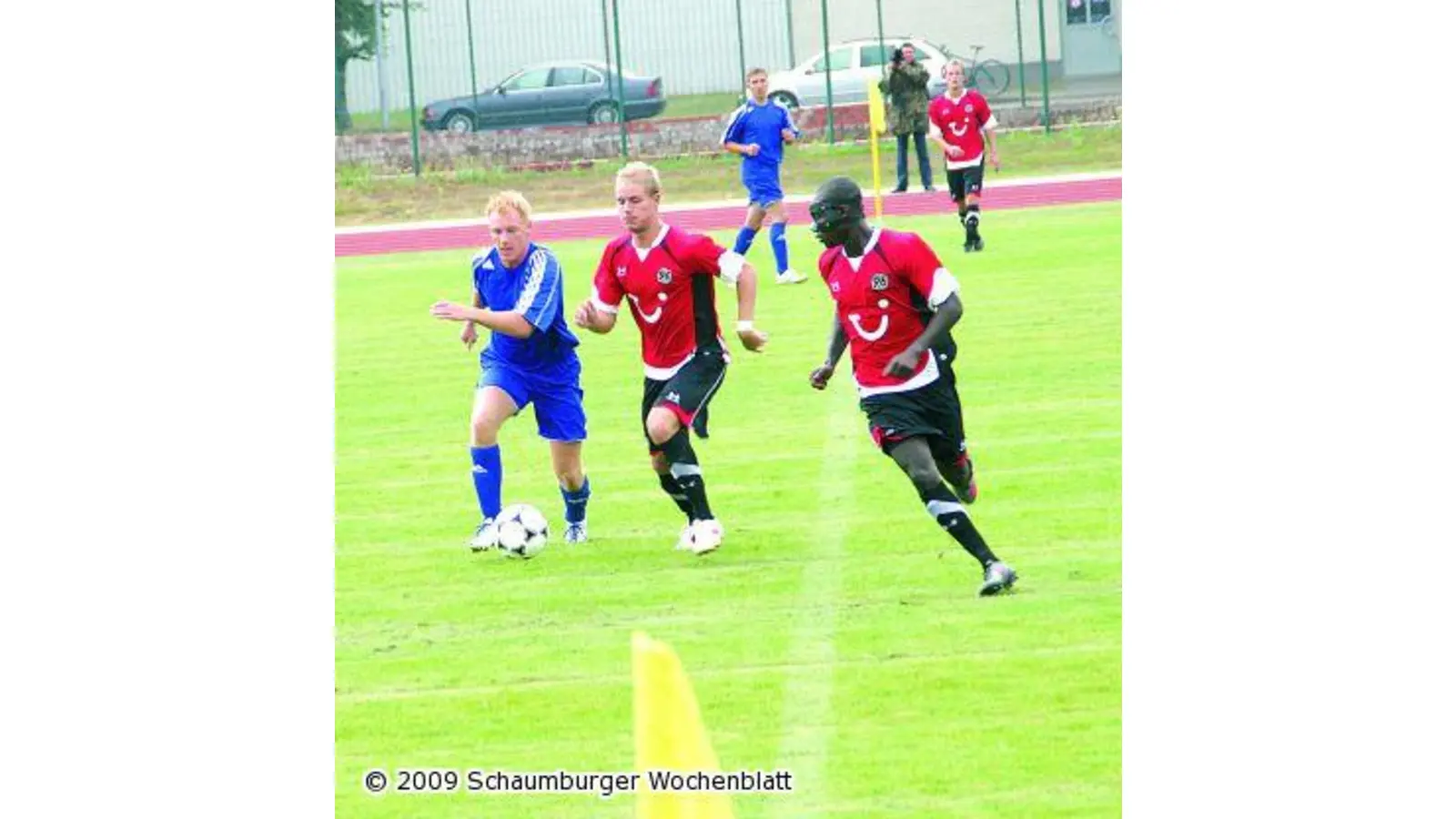 Einweihung des erneuerten Sportplatzes auf dem Fliegerhorst (Foto: sowi)
