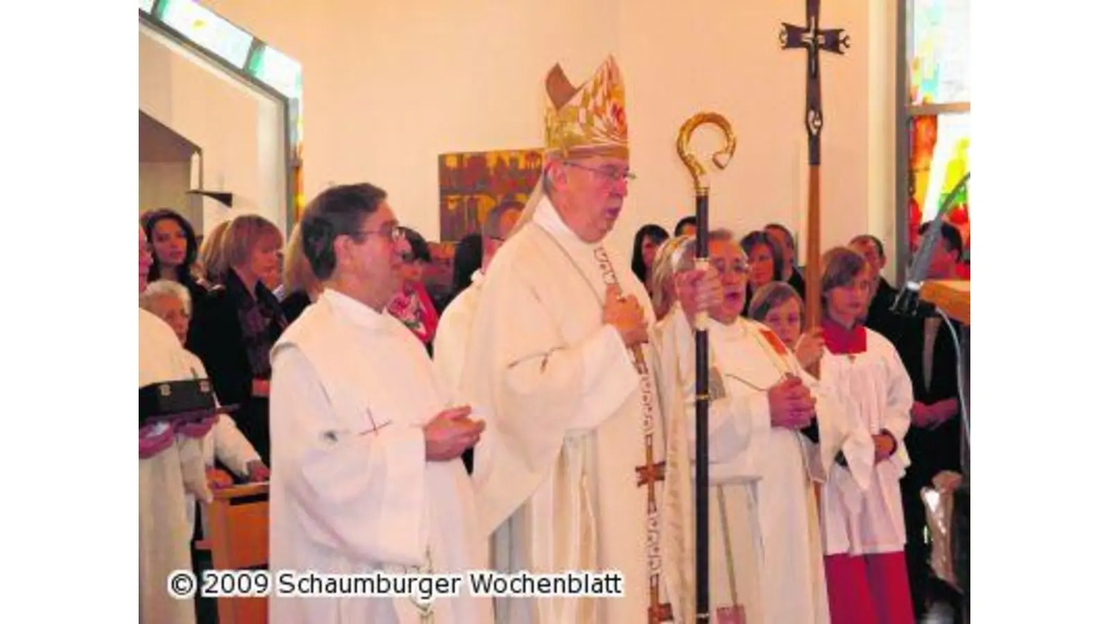 Hildesheimer Bischof spendet Firmung (Foto: pd)