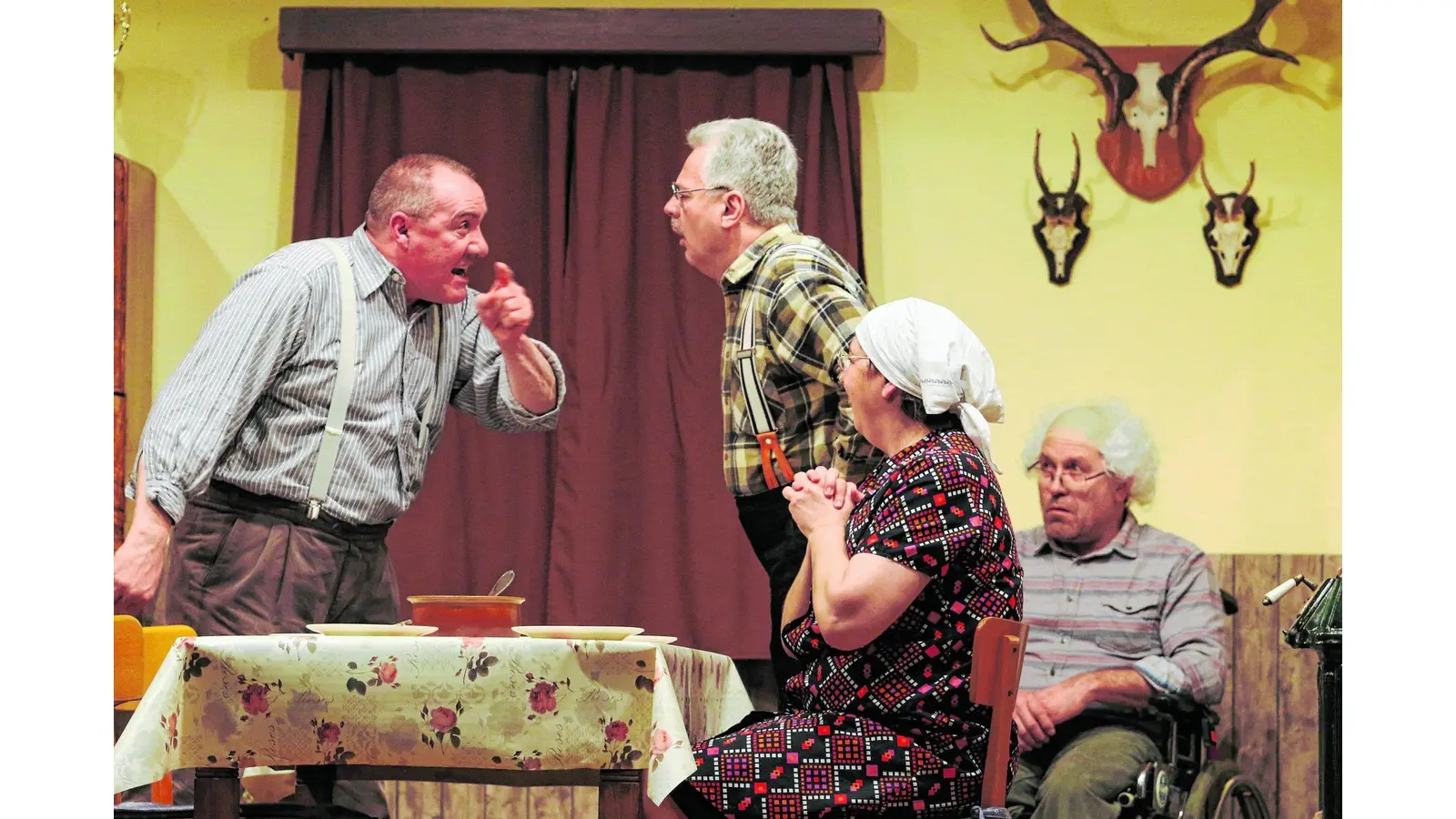 Plattdeutsche Peepshow erfreut die Zuschauer (Foto: red)