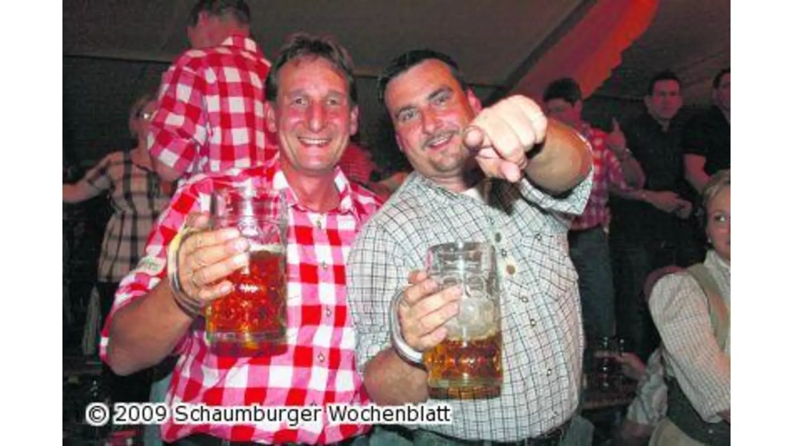 Ein Prosit auf treue Kunden (Foto: mr)