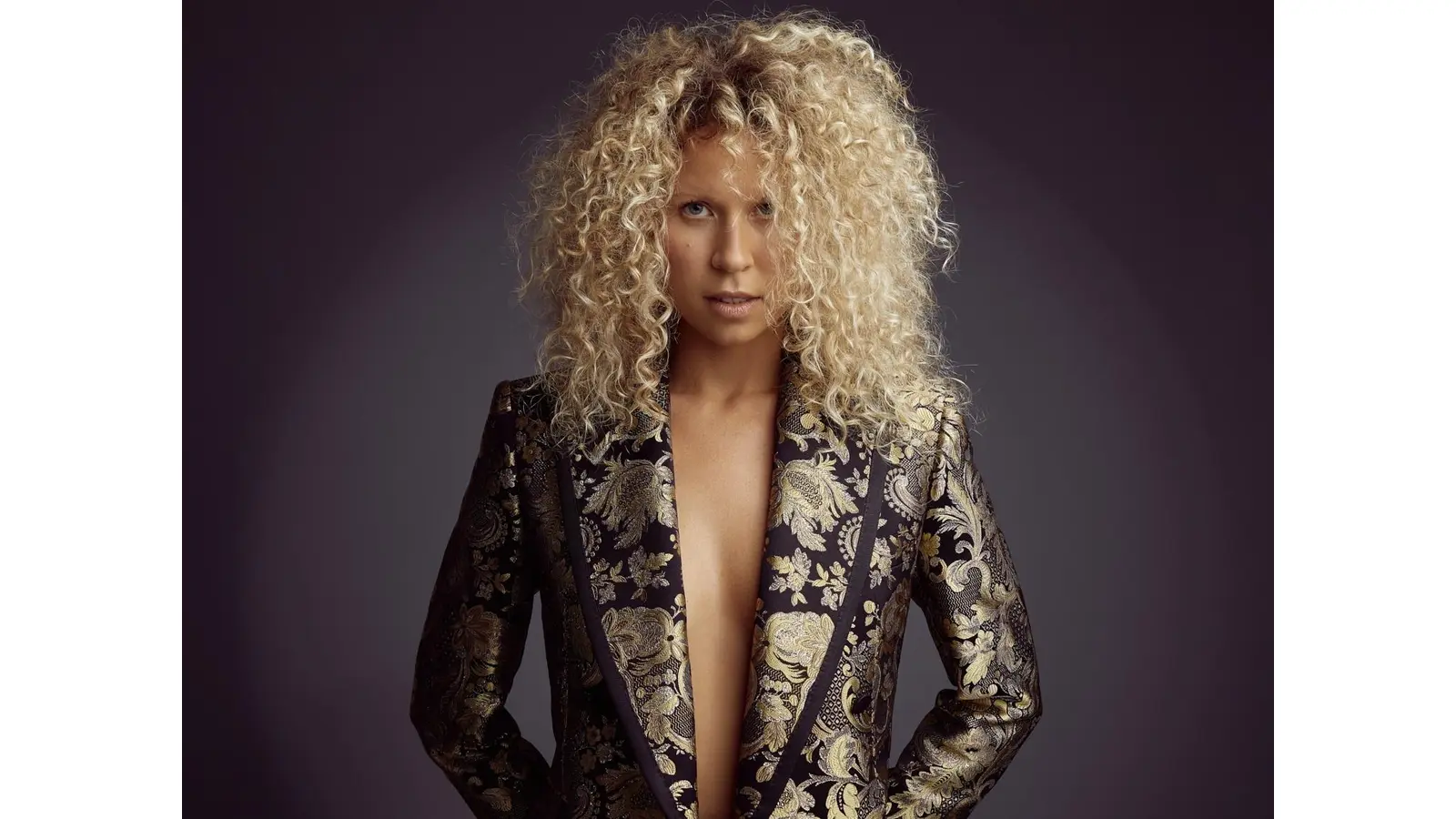 Sängerin, Songwriterin und Produzentin Maya Fadeeva kommt am 26. April in den Jazz Club Minden. (Foto: Sallyhateswing)