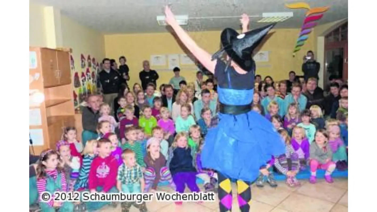 Hexe Hutzelgnom treibt Schabernack (Foto: red)
