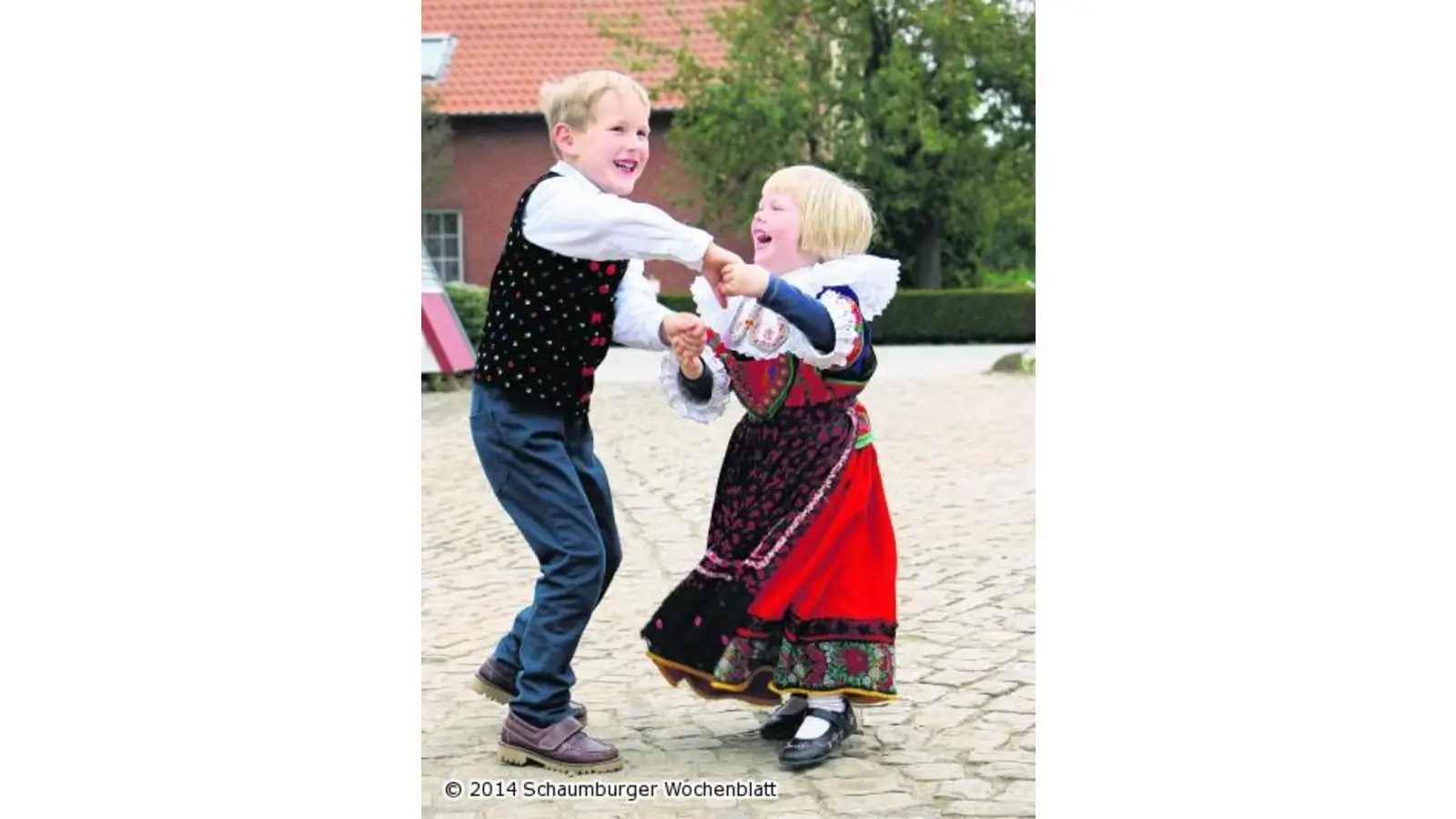 Groß und Klein wirbeln über das Pflaster (Foto: red)