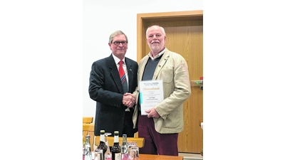 Gerd Meyer übergibt den Staffelstab (Foto: jl)