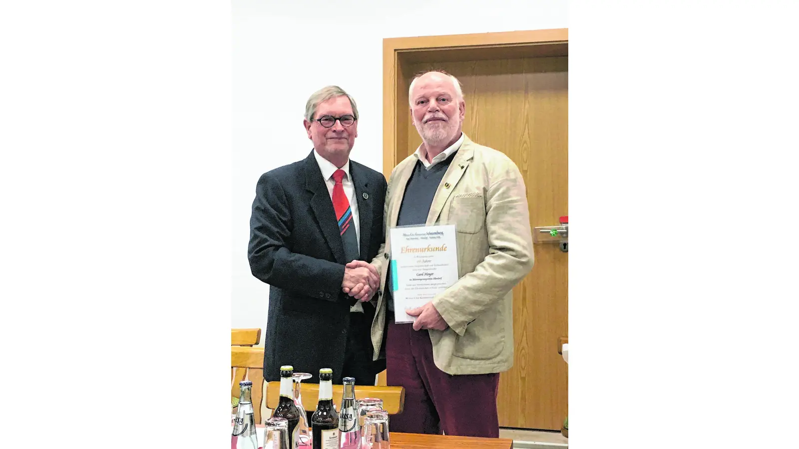 Gerd Meyer übergibt den Staffelstab (Foto: jl)