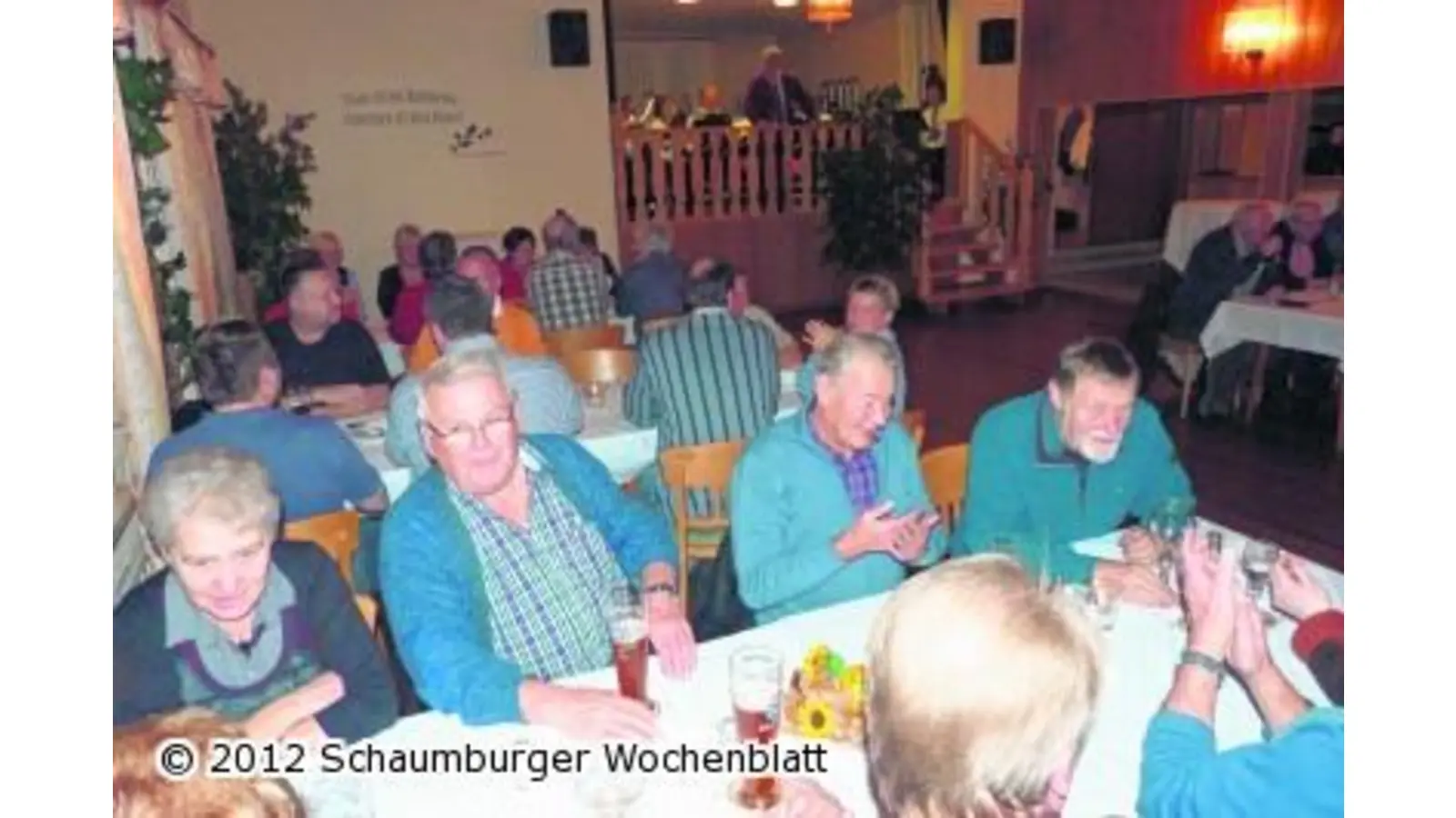 Blasmusiker begleiten das gutbürgerliche Vergnügen (Foto: red)