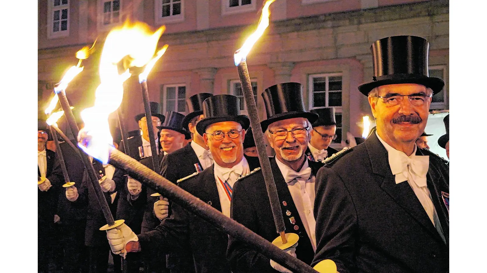 Atmosphärische Klänge im Innenhof (Foto: wa)