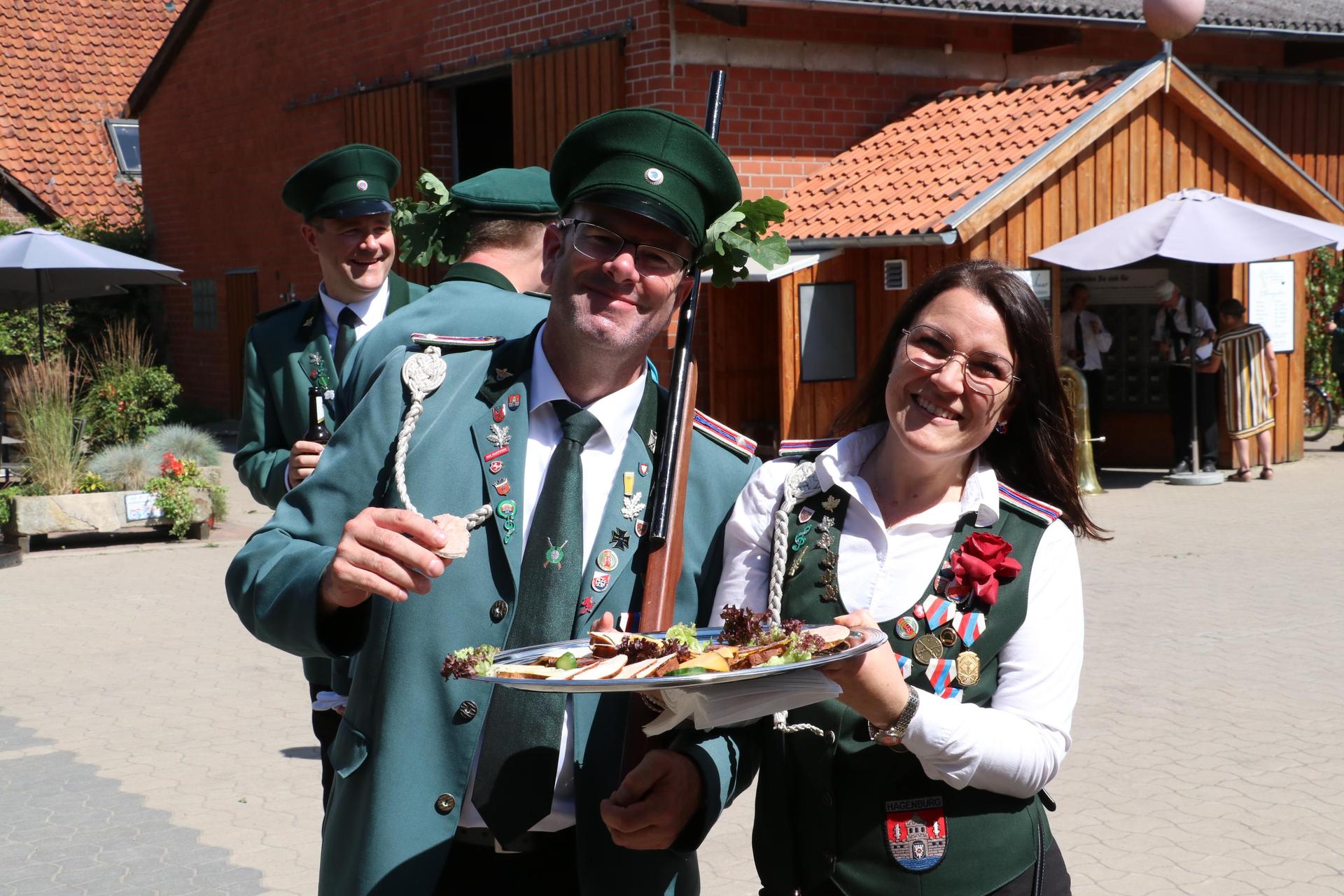 Bildergalerie zum Schützenfest in Hagenburg. (Foto: gi)
