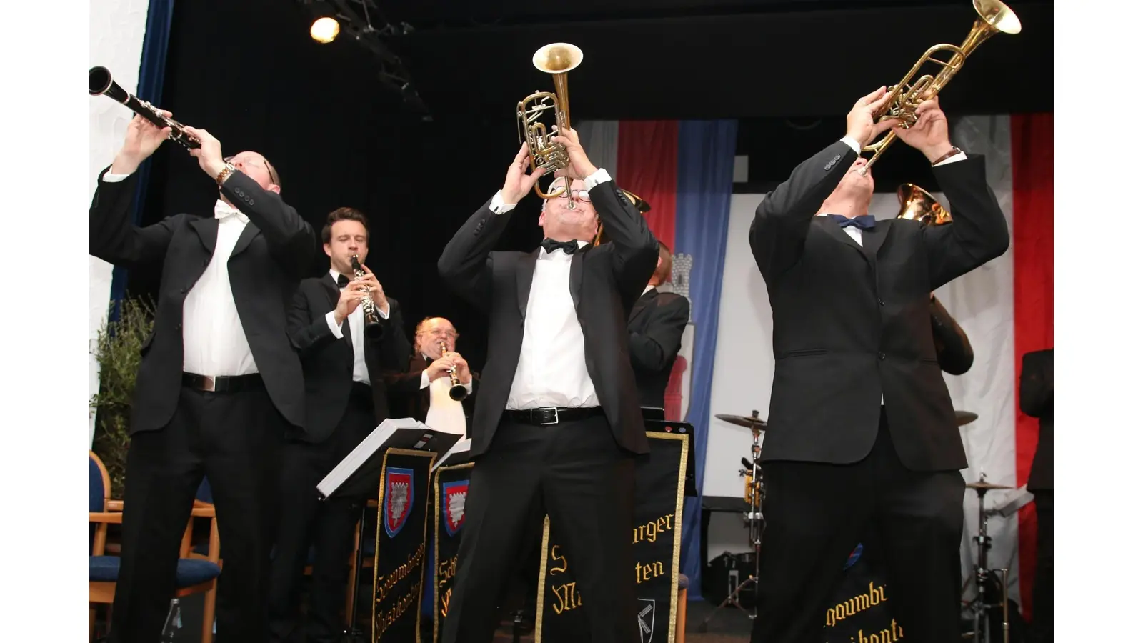 Die „Schaumburger Musikanten” treten auch in diesem Jahr beim Schaffermahl auf.  (Foto: archiv bb)