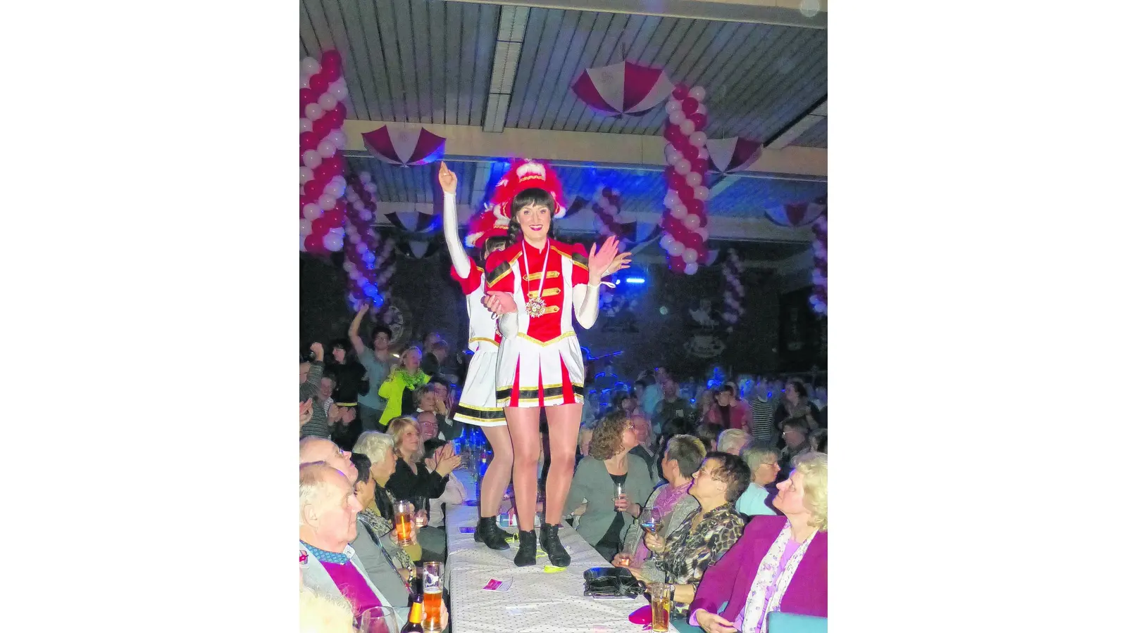 Superstimmung beim Karneval (Foto: al)