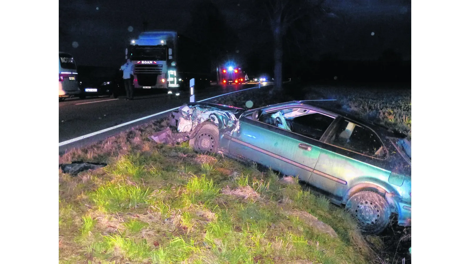 Nur Leichtverletzte nach schwerem Aufprall (Foto: al)