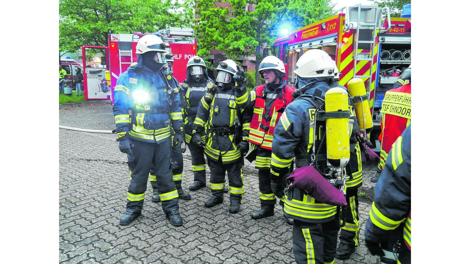 Szenario fordert die Feuerwehrleute (Foto: mt)