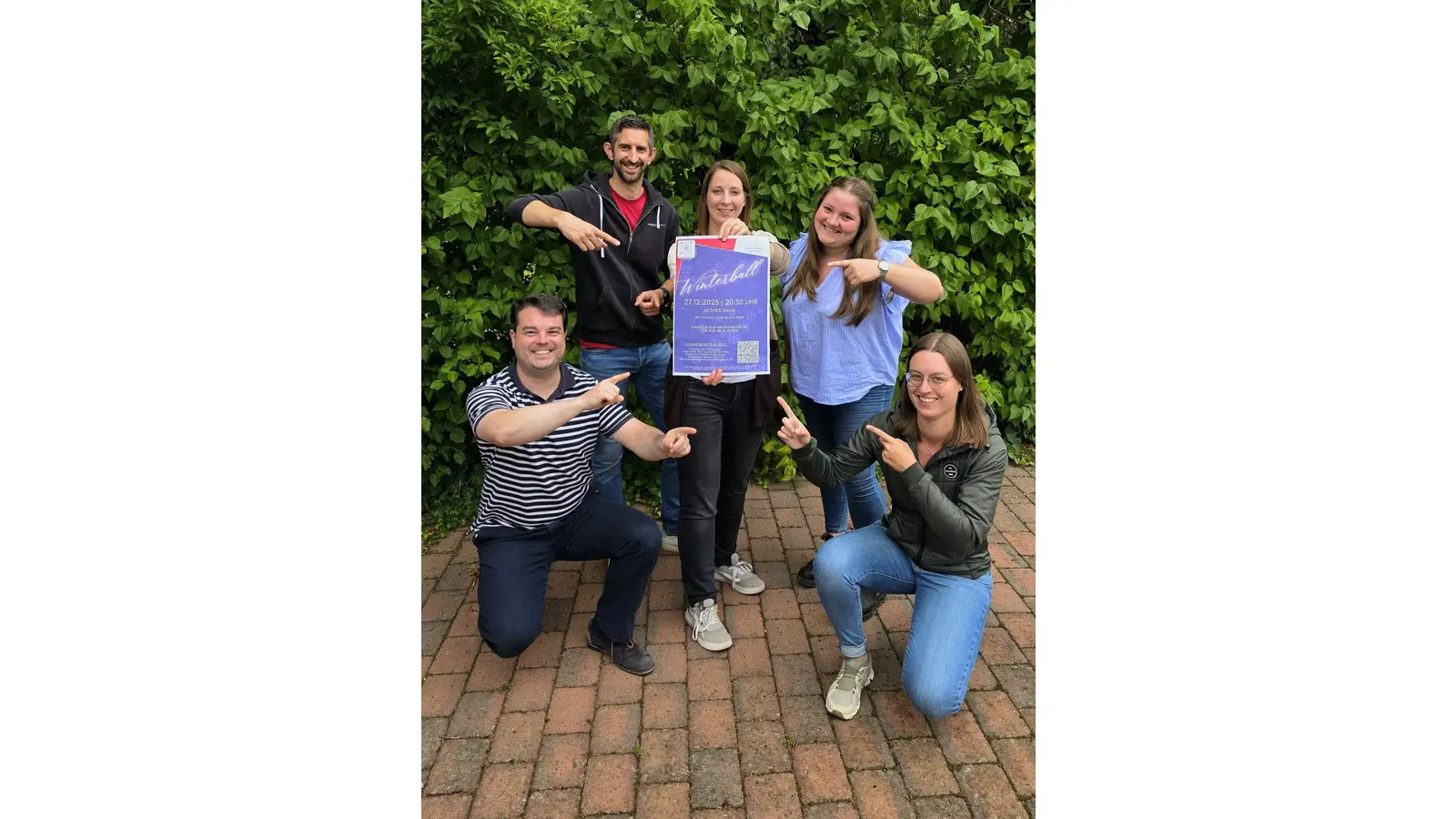 Das Organisationsteam der Kreislandjugend um Alexander Gödeke, Patrick Button, Stefanie Battermann, Annalena Sahlfeld und Annika Witte freuen sich auf viele Gäste beim Winterball. (Foto: privat)