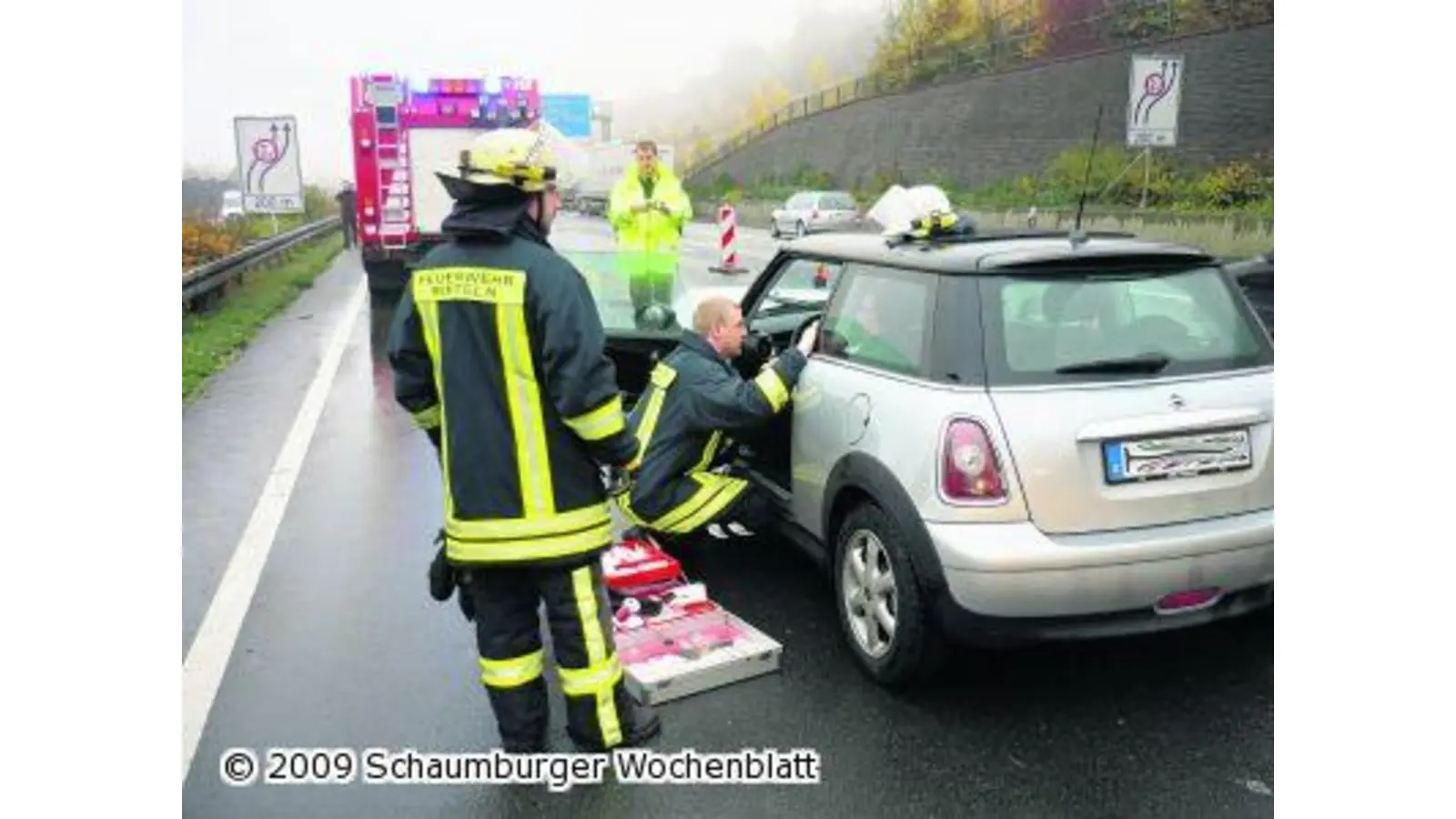 Rettungsassistenten übernehmen Versorgung (Foto: red)