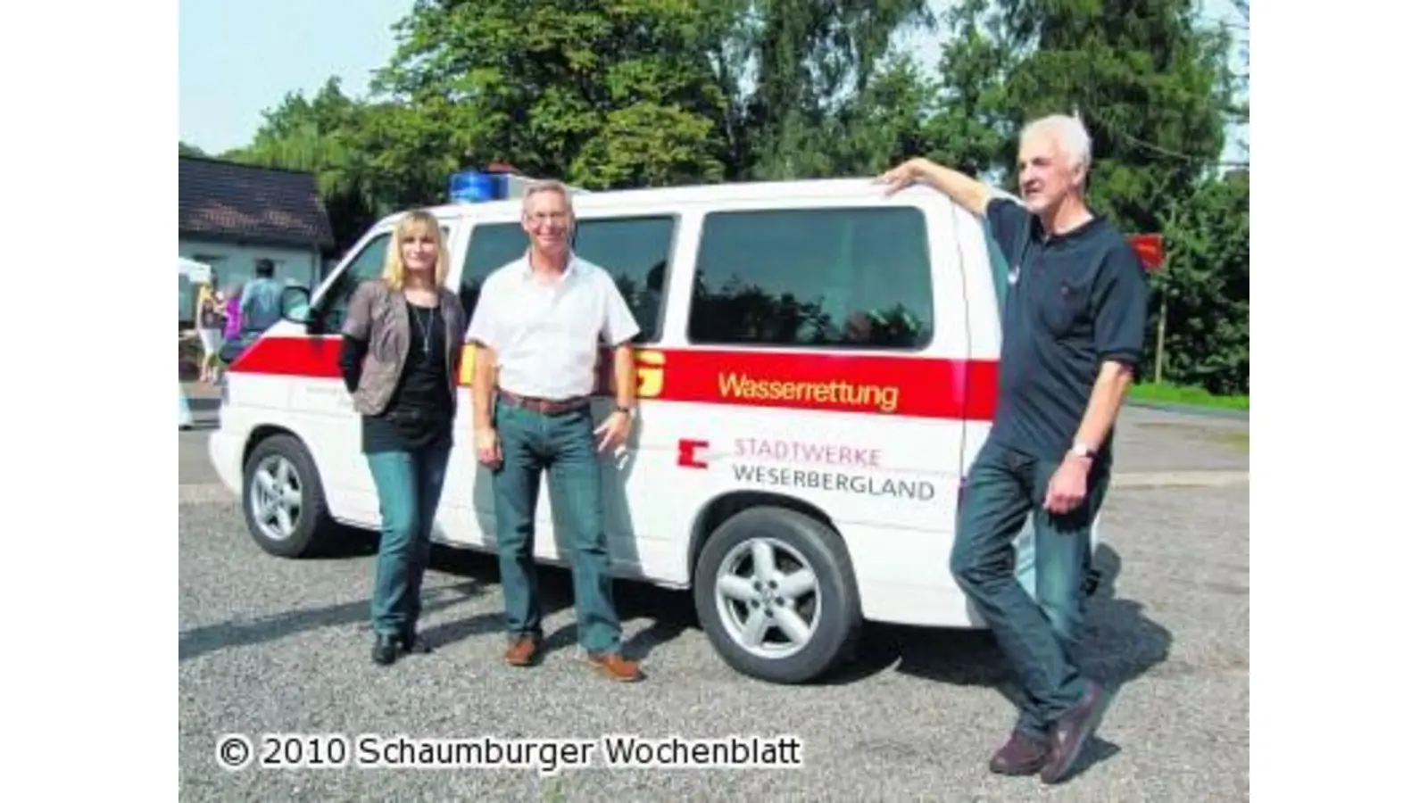 Die DLRG stellt ihr neues Einsatzfahrzeug vor (Foto: tt)