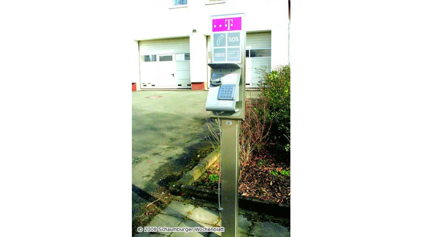 Vandalismus am Buswartehäuschen (Foto: tt)