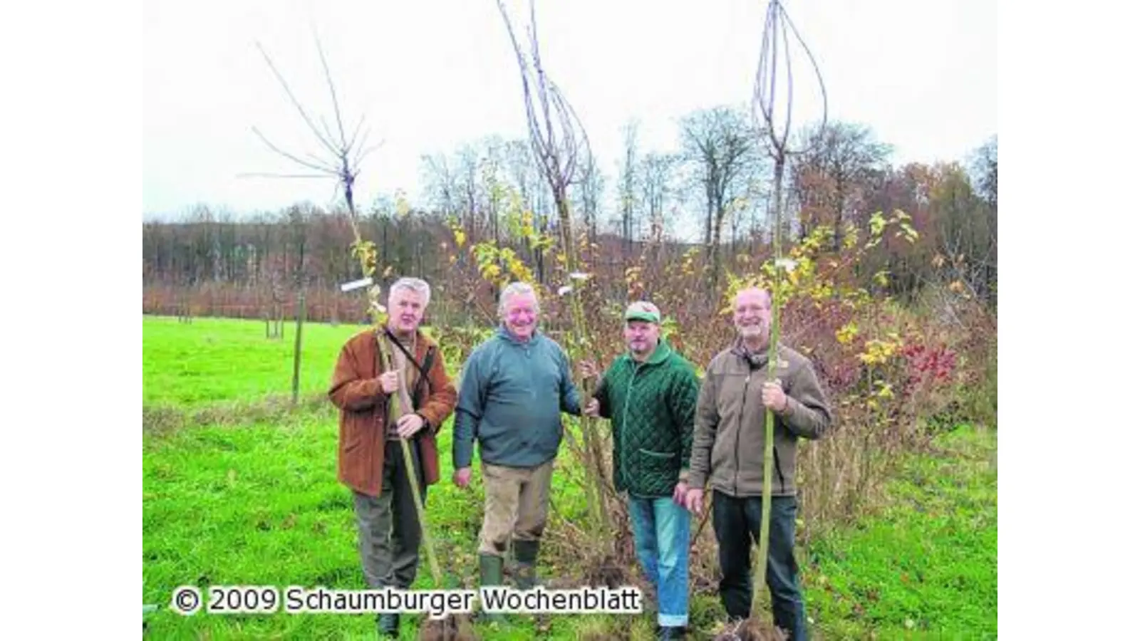 Todenmanner starten zur Kirschbaumpflanzung nach Hagen (Foto: ste)
