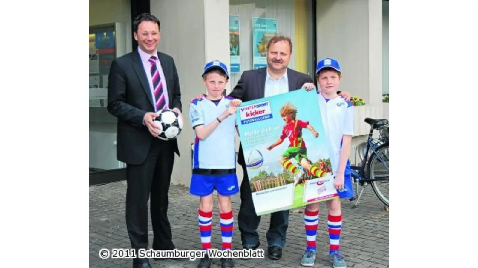 Volksbank fördert Fußballcamp (Foto: red)