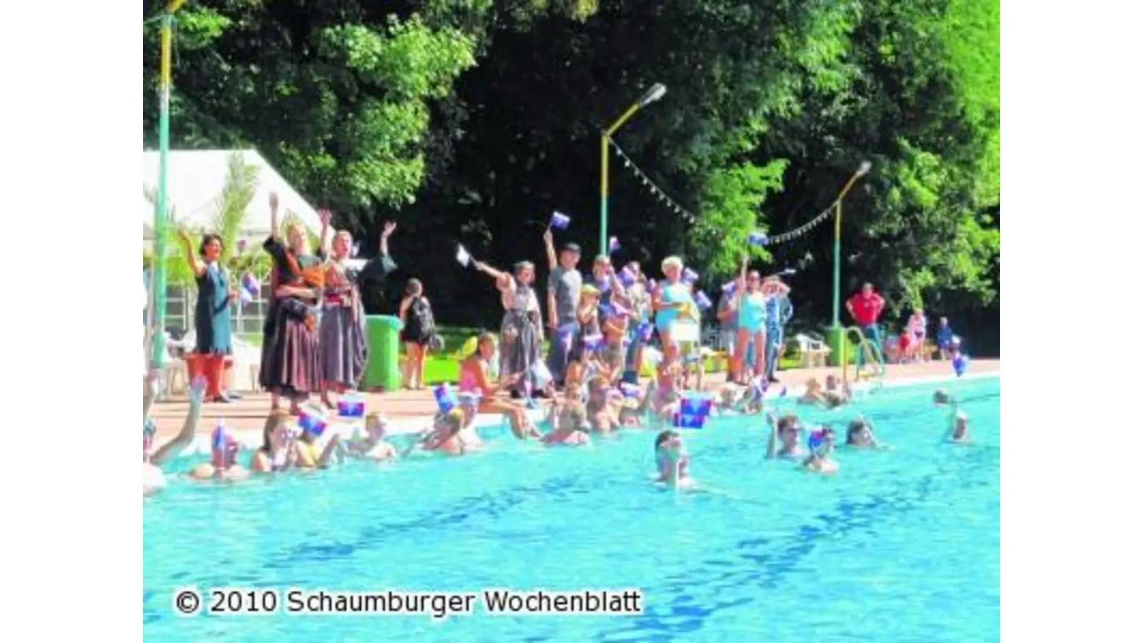 Fürst Ernst schickt seinen Diener baden (Foto: jl)